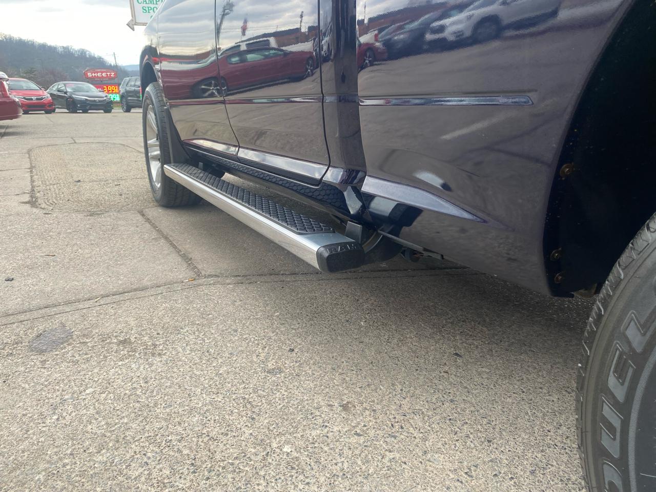 RAM 1500 Sport Quad Cab 4WD 2013