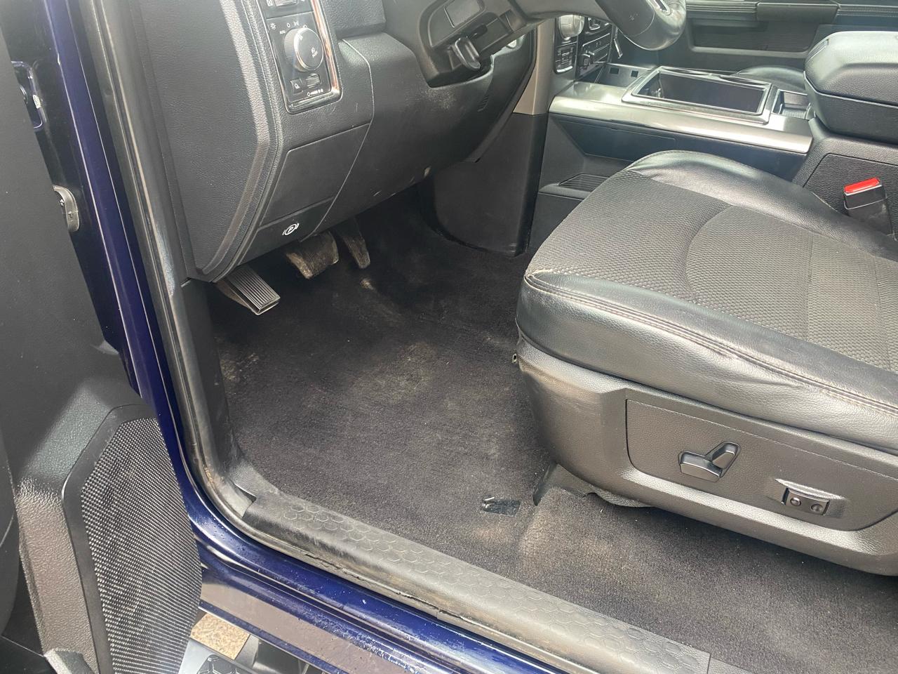 RAM 1500 Sport Quad Cab 4WD 2013