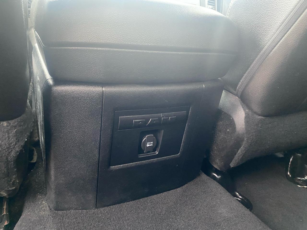 RAM 1500 Sport Quad Cab 4WD 2013