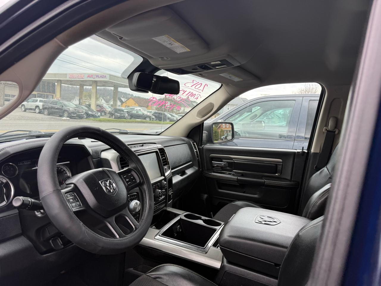 RAM 1500 Sport Quad Cab 4WD 2013