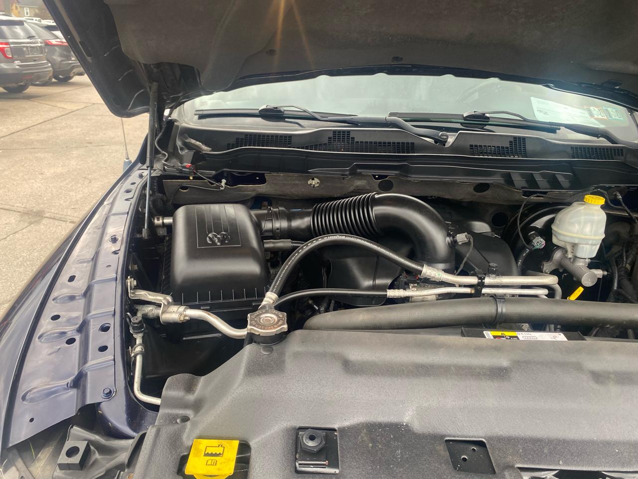 RAM 1500 Sport Quad Cab 4WD 2013