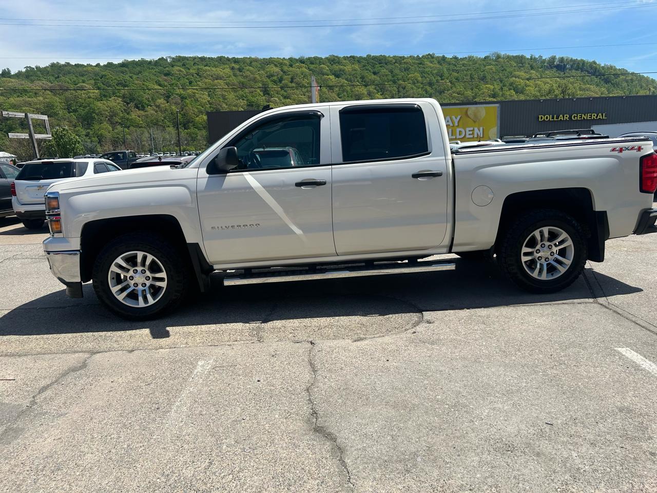 Chevrolet Silverado 1500 1LT Crew Cab 4WD 2014