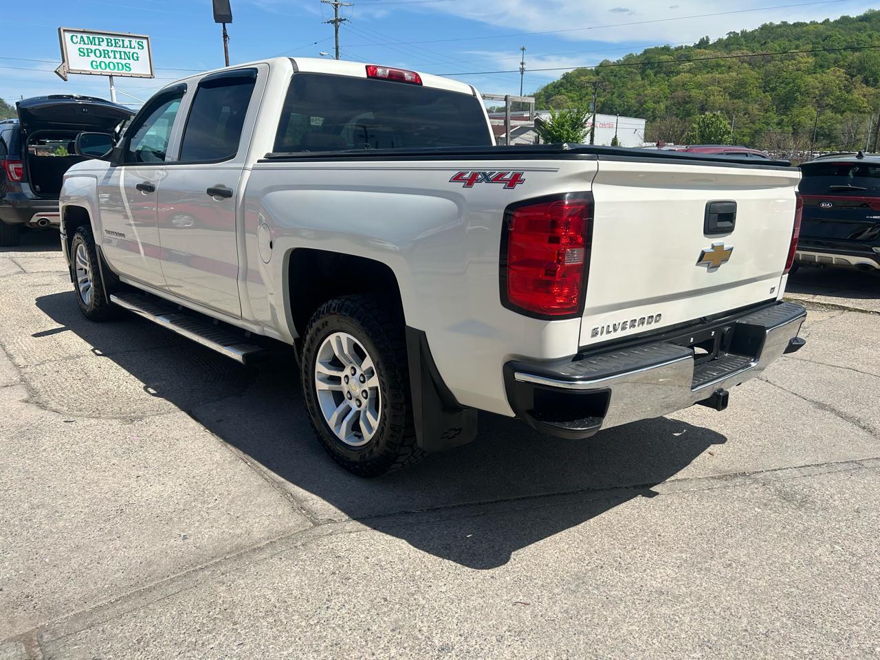 Chevrolet Silverado 1500 1LT Crew Cab 4WD 2014