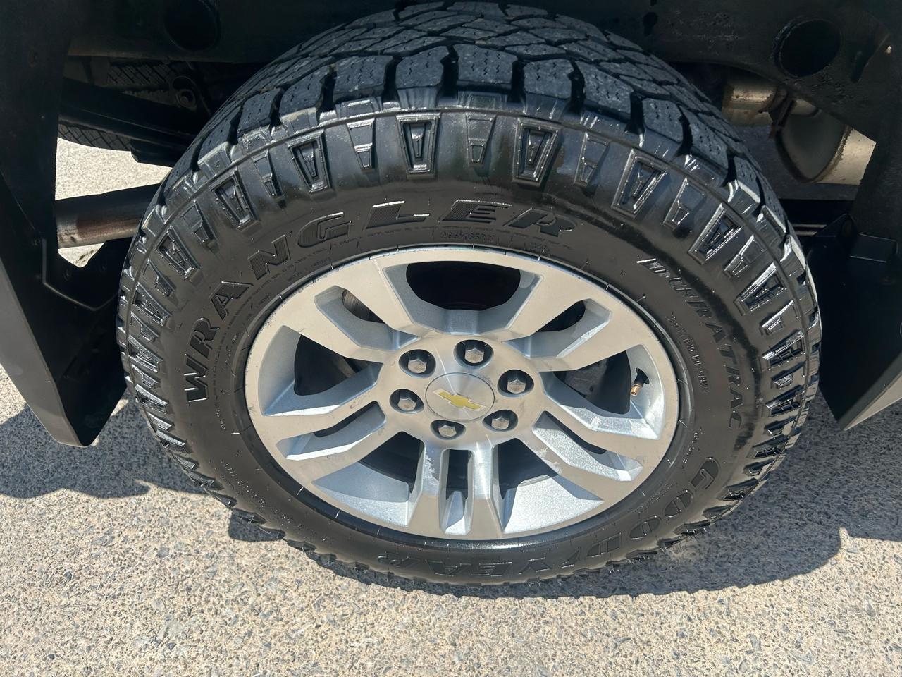 Chevrolet Silverado 1500 1LT Crew Cab 4WD 2014
