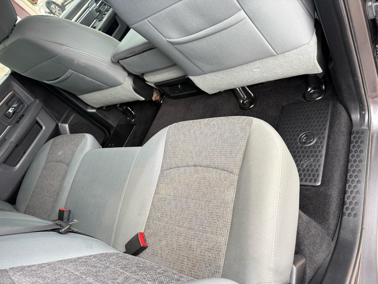 RAM 1500 SLT Crew Cab SWB 4WD 2016