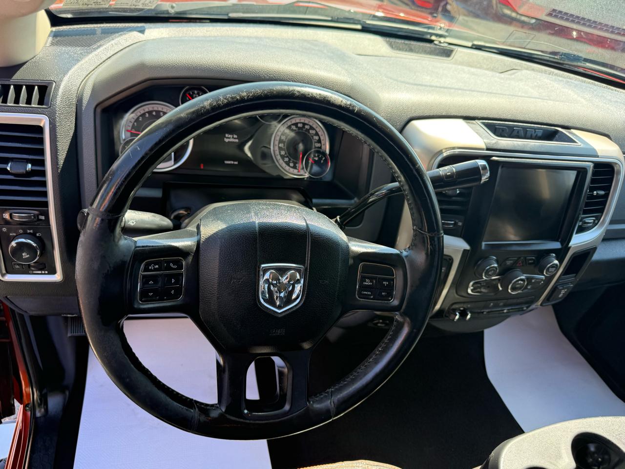 RAM 1500 SLT Quad Cab 4WD 2013