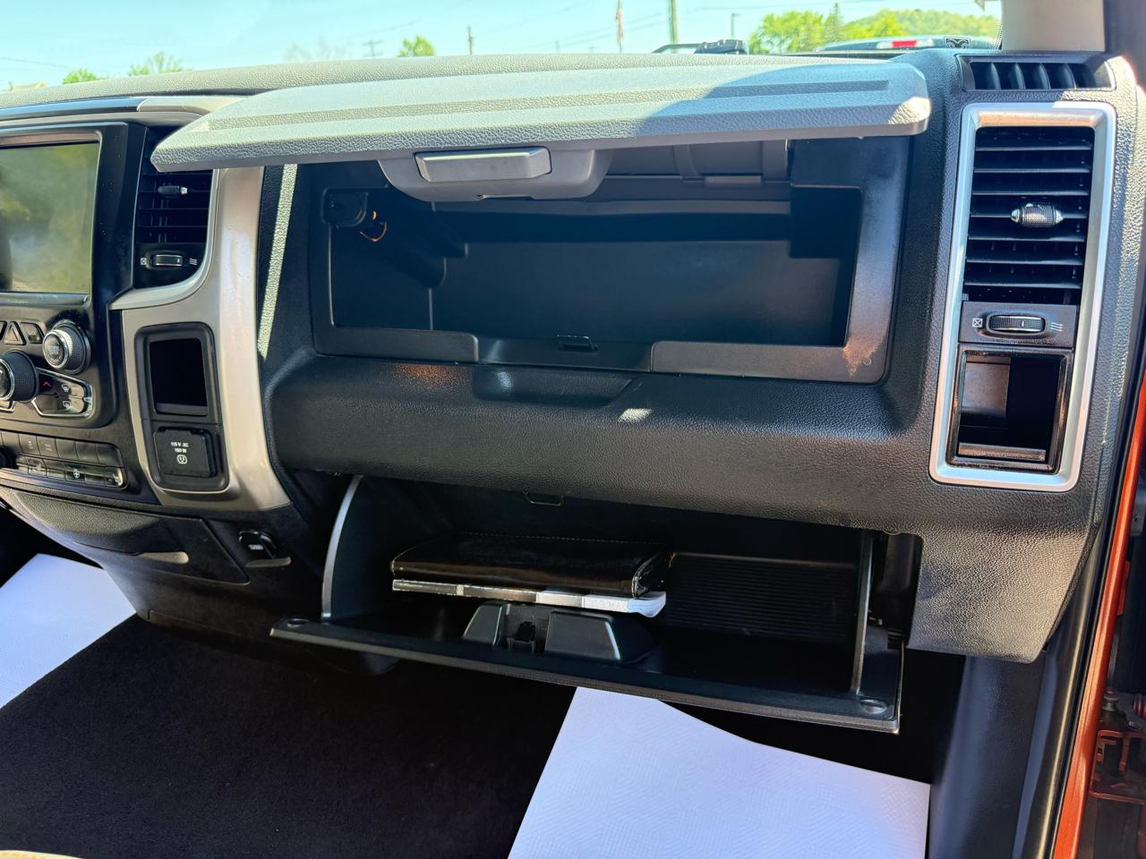 RAM 1500 SLT Quad Cab 4WD 2013