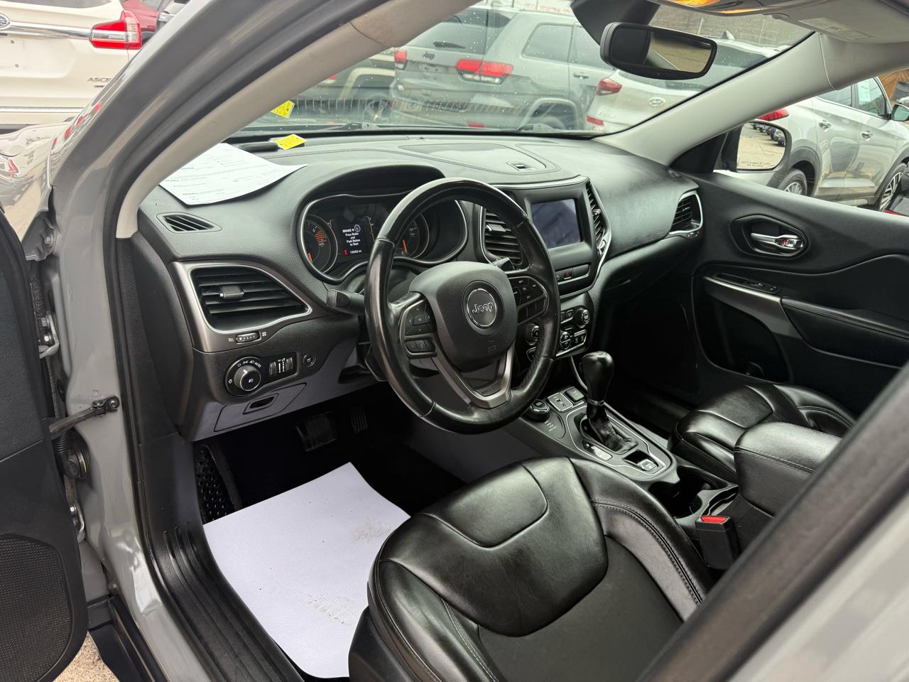 Jeep Cherokee Latitude Plus 4WD 2019