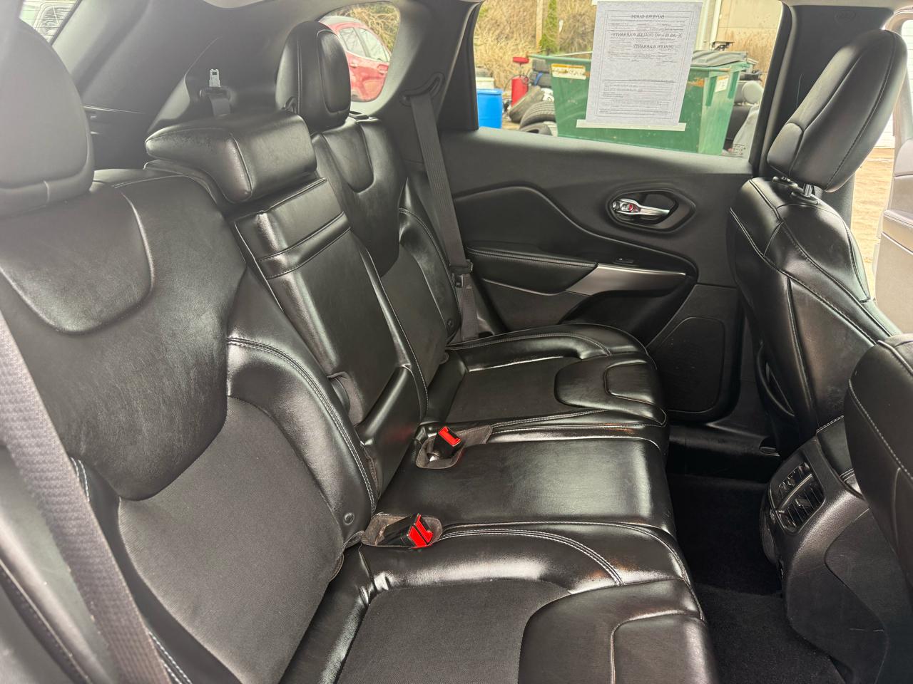 Jeep Cherokee Latitude Plus 4WD 2019