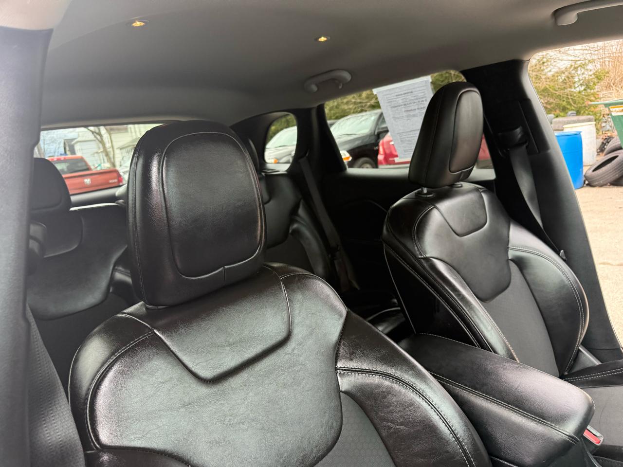 Jeep Cherokee Latitude Plus 4WD 2019