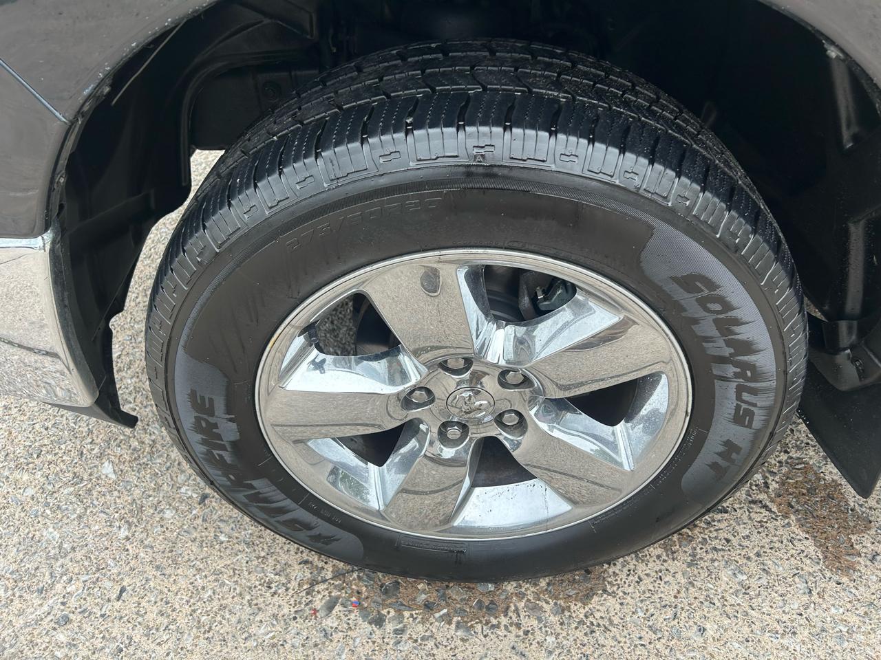 RAM 1500 SLT Crew Cab SWB 4WD 2015