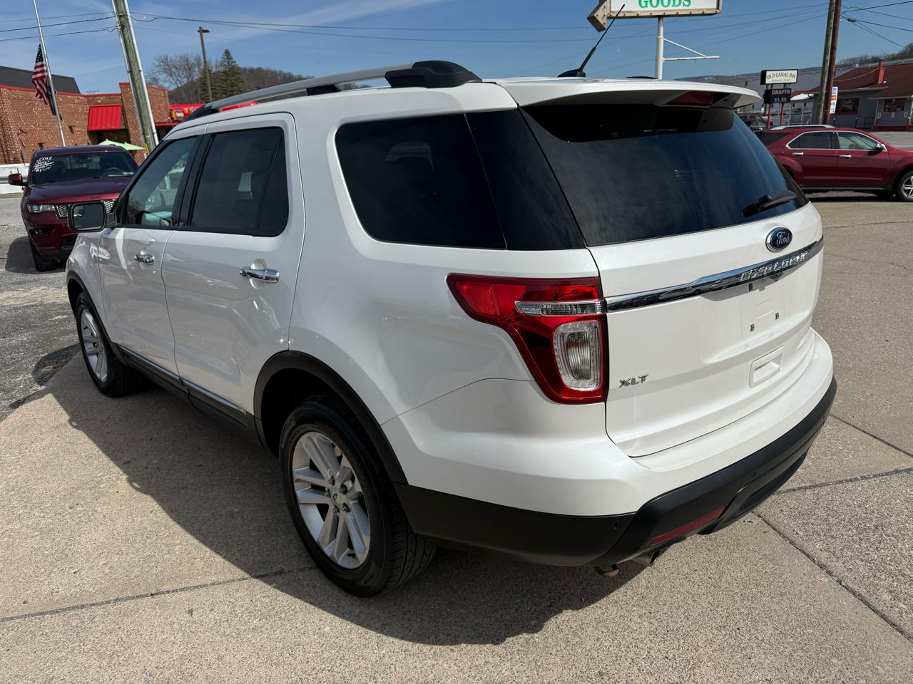 Ford Explorer XLT 4WD 2013