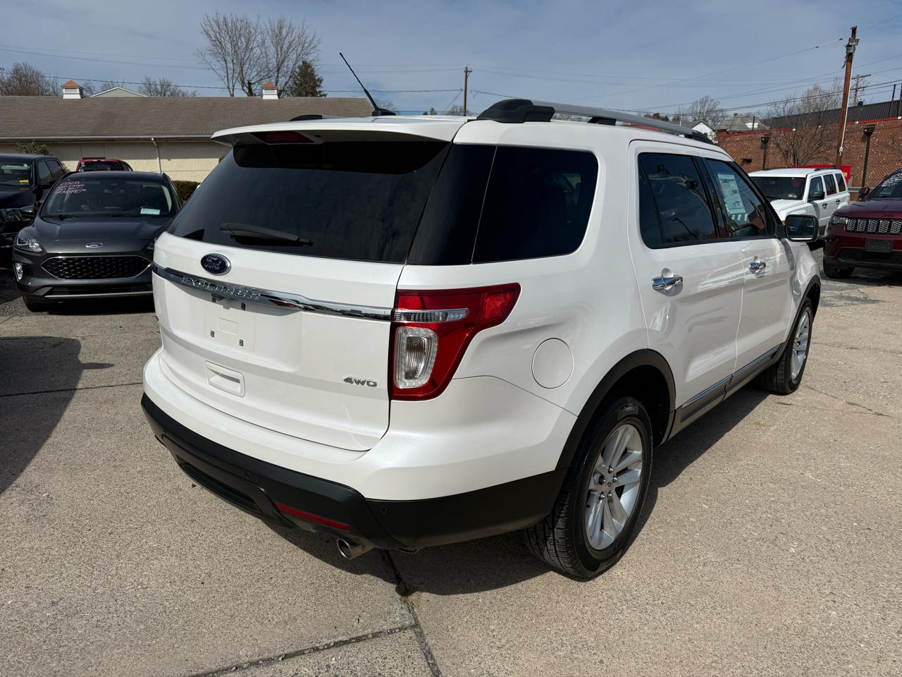 Ford Explorer XLT 4WD 2013
