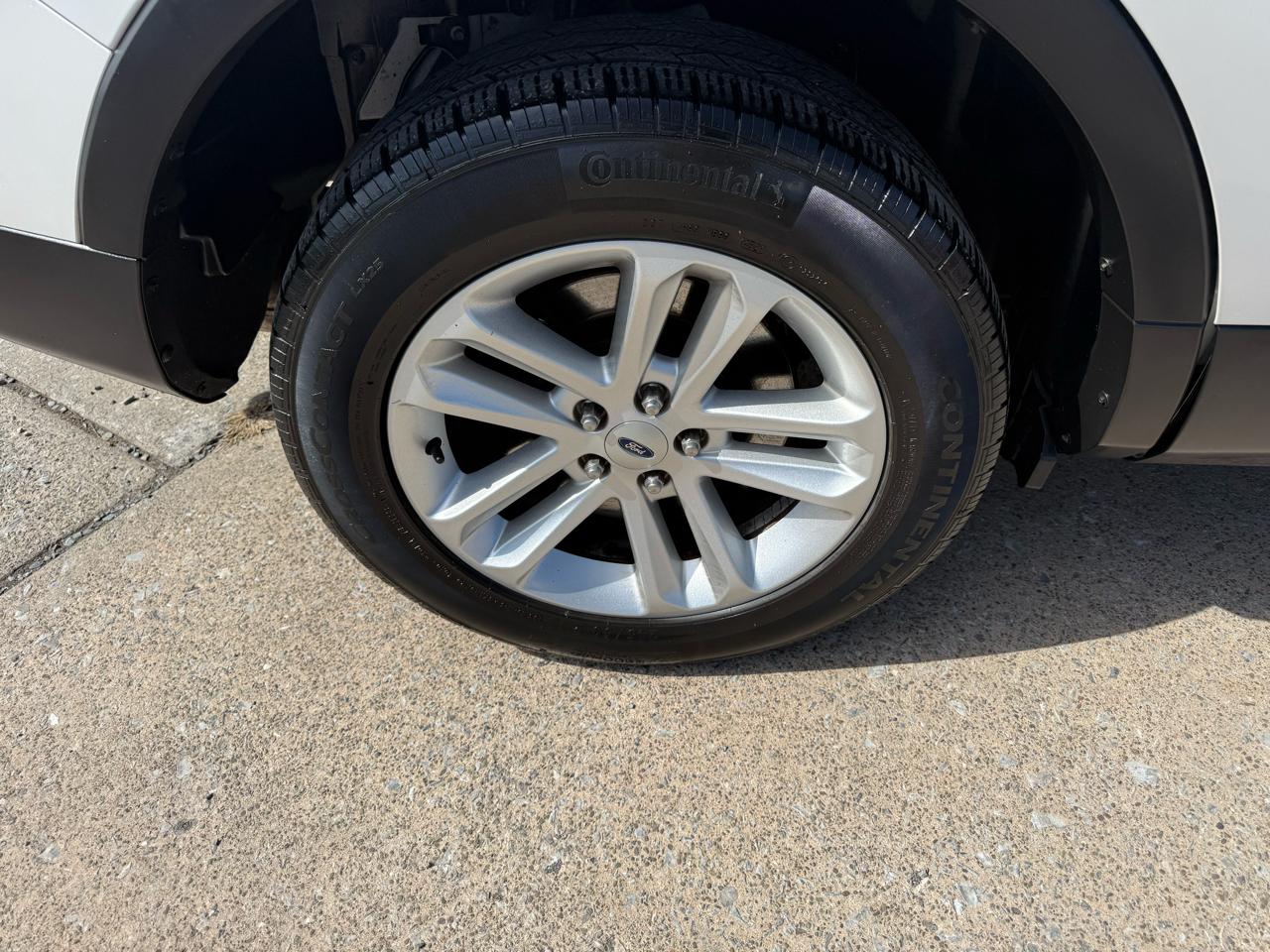 Ford Explorer XLT 4WD 2013