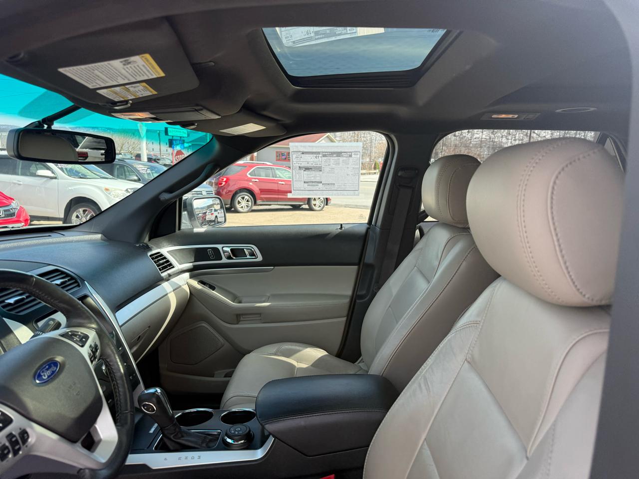 Ford Explorer XLT 4WD 2013