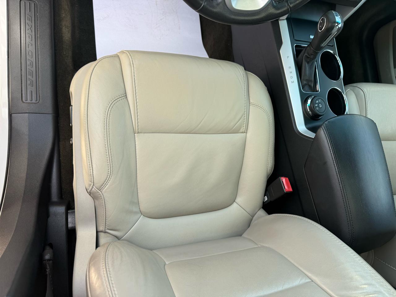 Ford Explorer XLT 4WD 2013