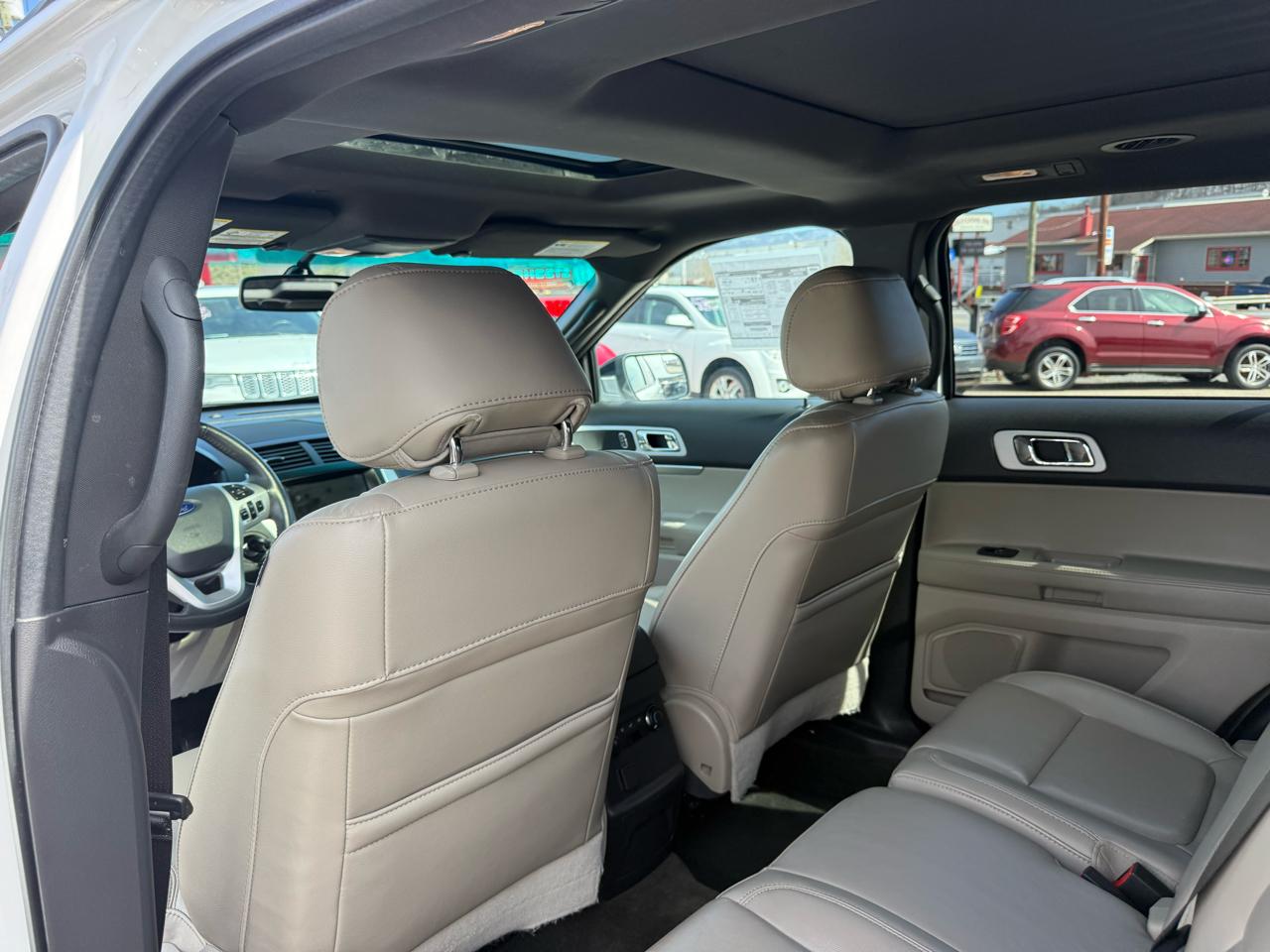 Ford Explorer XLT 4WD 2013