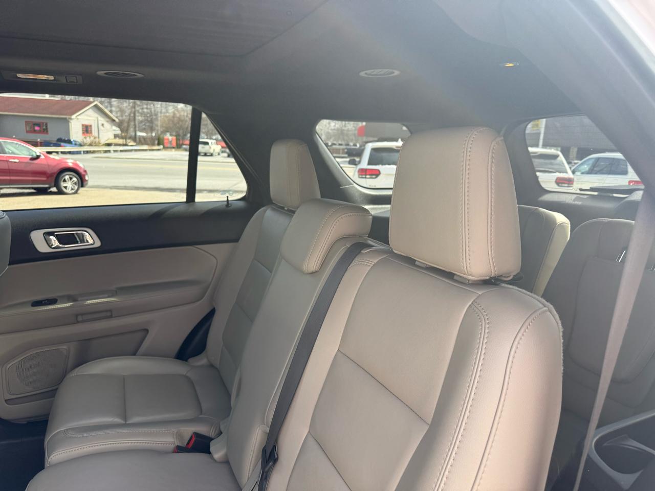 Ford Explorer XLT 4WD 2013