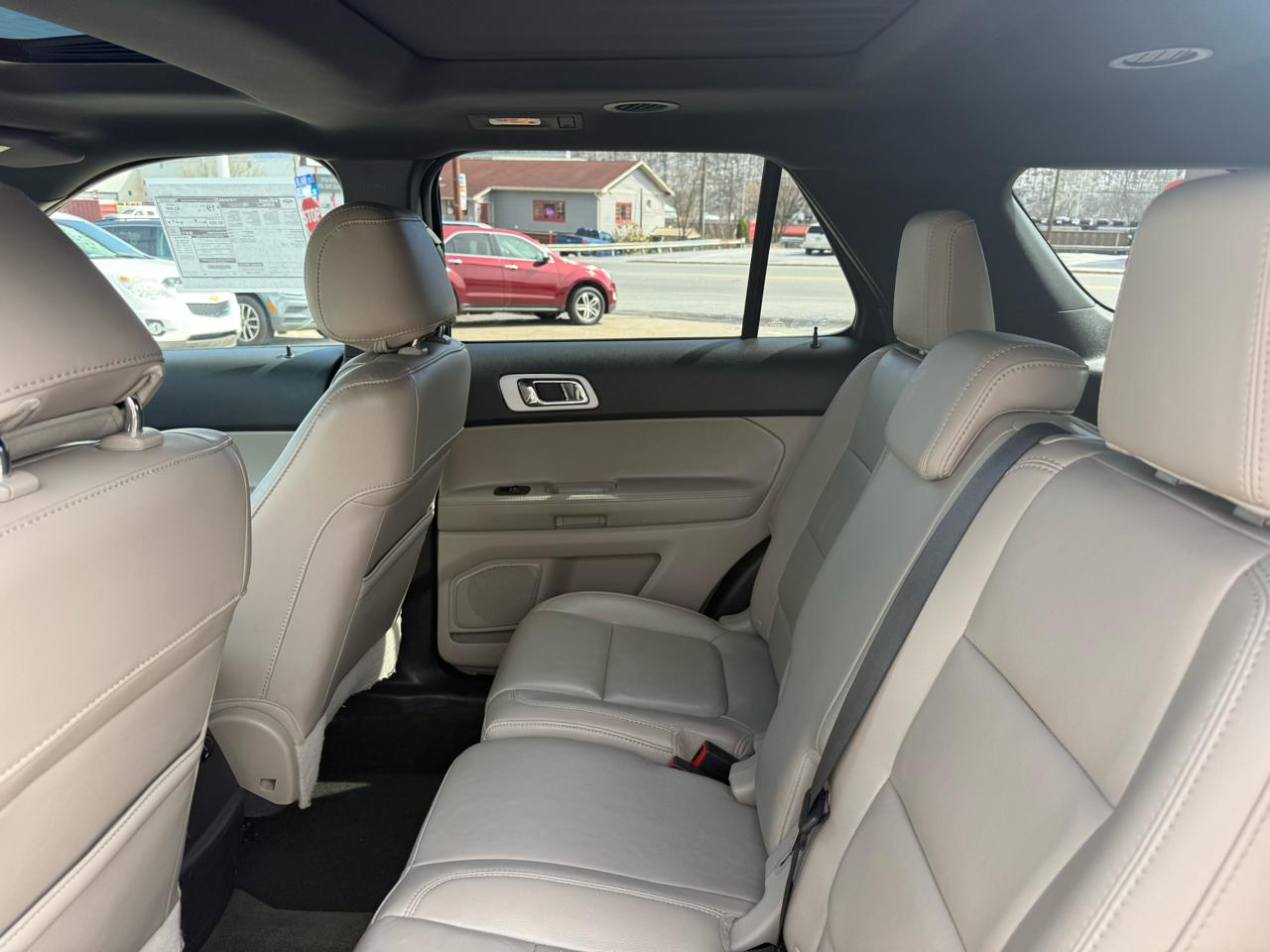 Ford Explorer XLT 4WD 2013