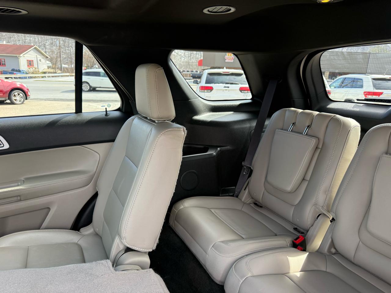 Ford Explorer XLT 4WD 2013