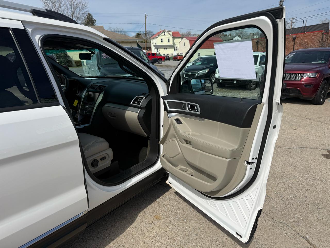 Ford Explorer XLT 4WD 2013