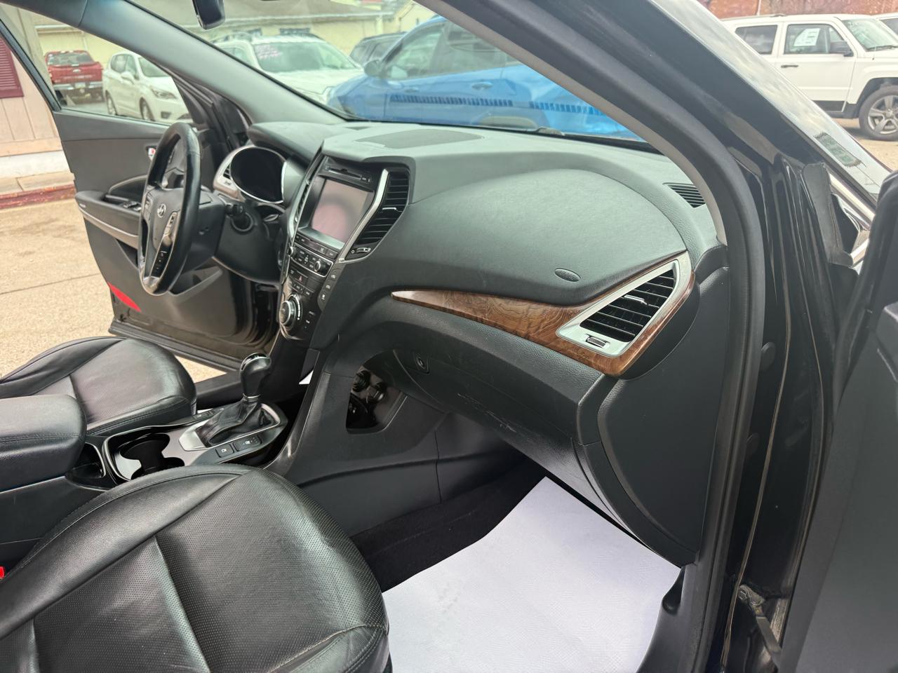 Hyundai Santa Fe SE Ultimate AWD 2018