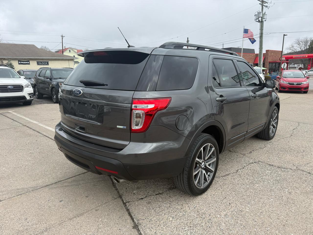 Ford Explorer XLT 4WD 2015