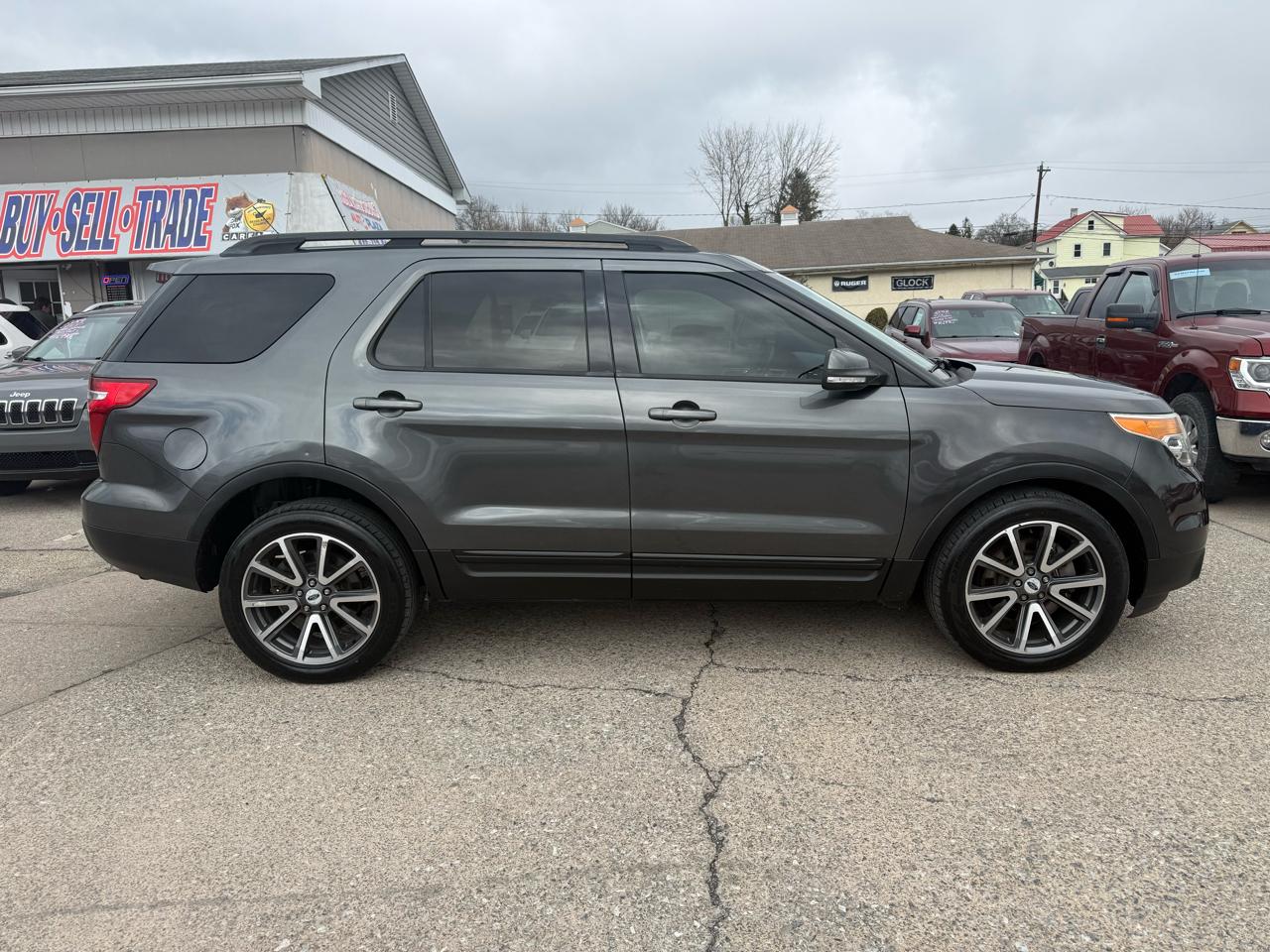 Ford Explorer XLT 4WD 2015