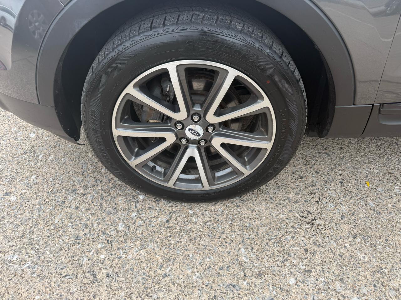 Ford Explorer XLT 4WD 2015