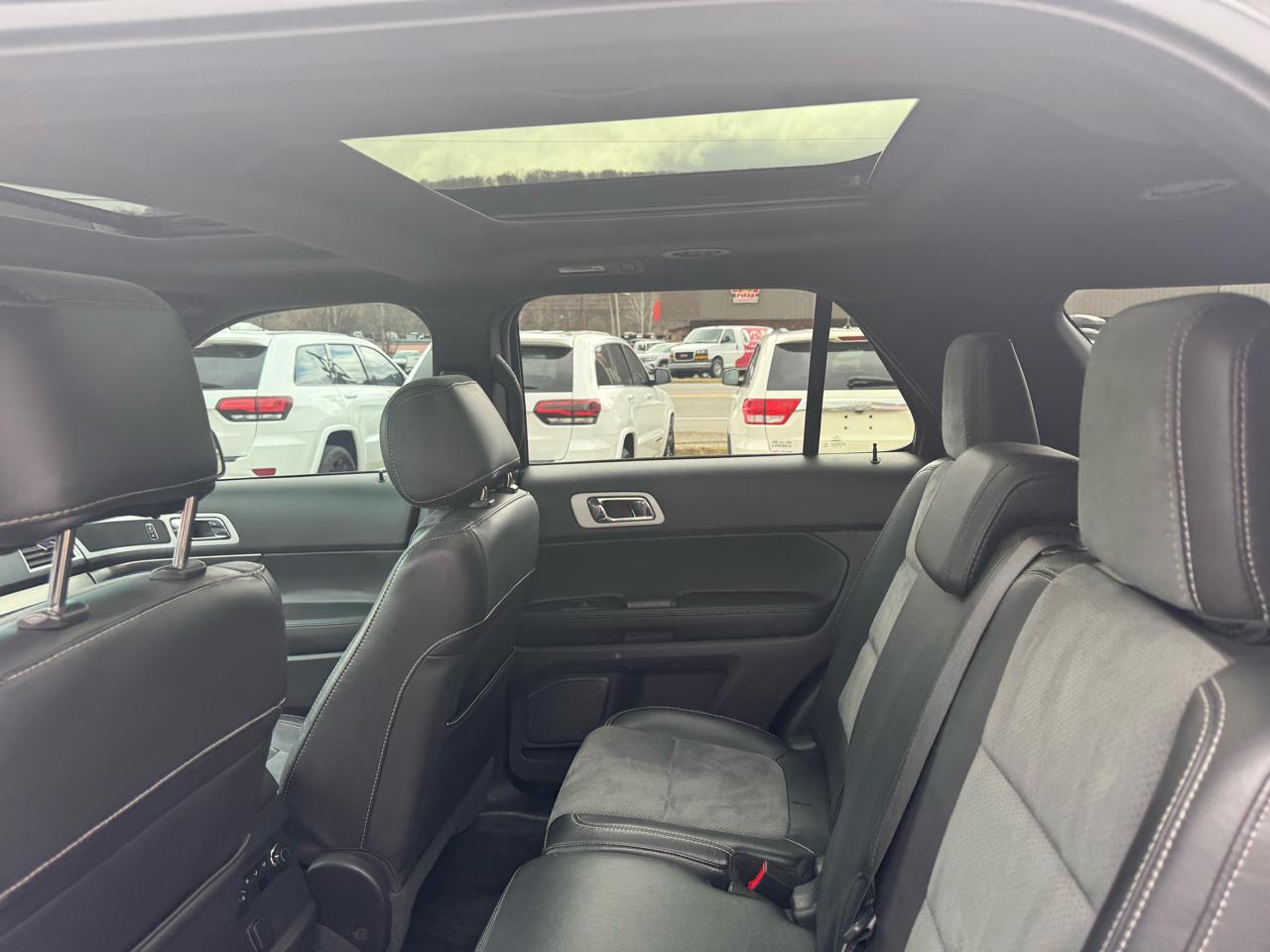 Ford Explorer XLT 4WD 2015