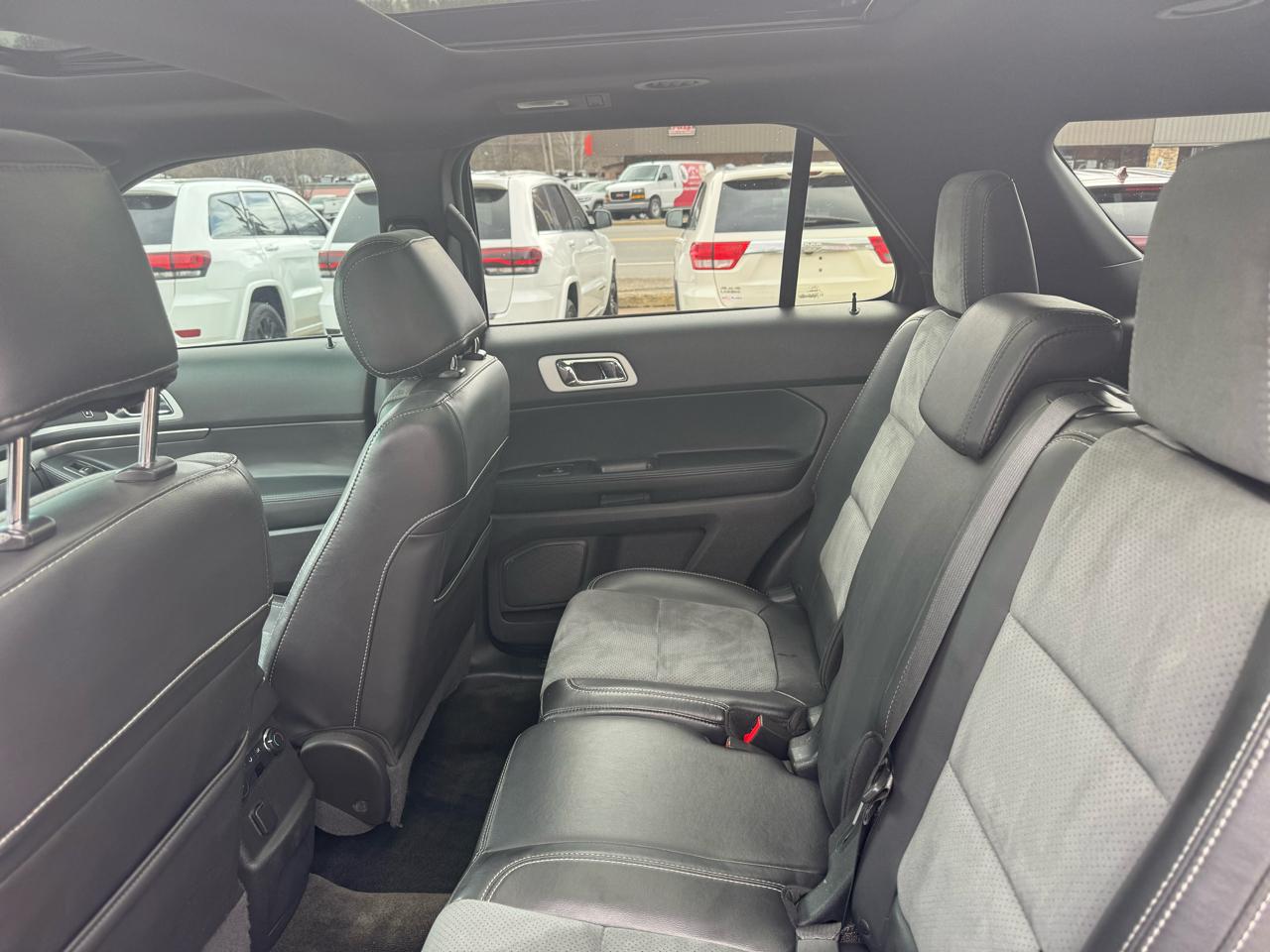 Ford Explorer XLT 4WD 2015