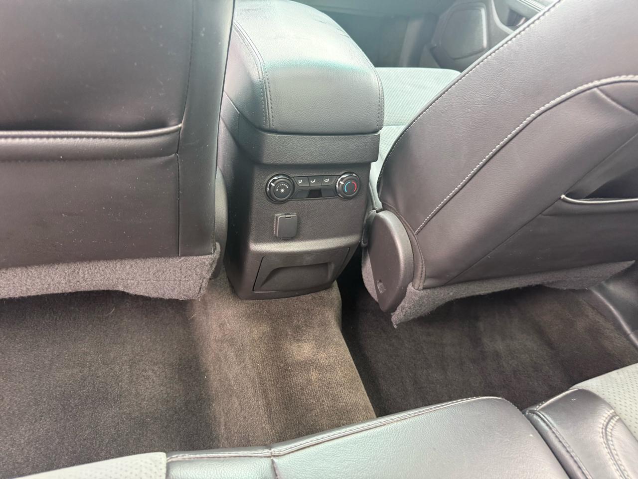 Ford Explorer XLT 4WD 2015