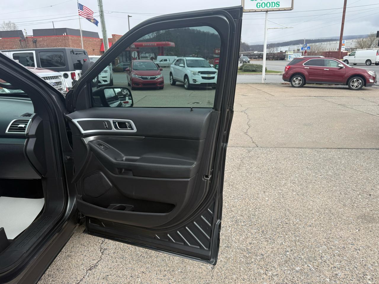 Ford Explorer XLT 4WD 2015