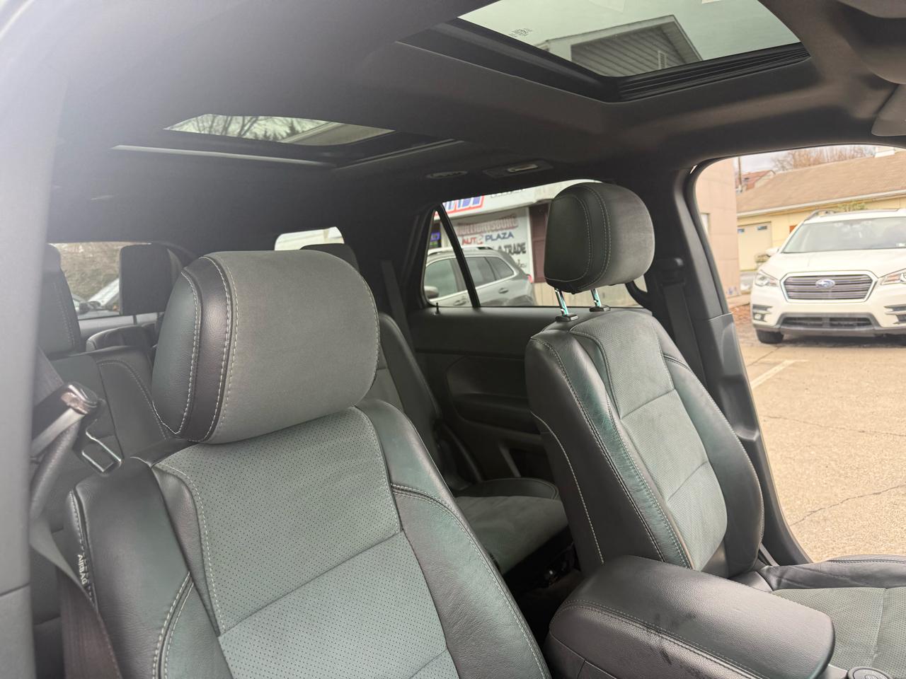 Ford Explorer XLT 4WD 2015