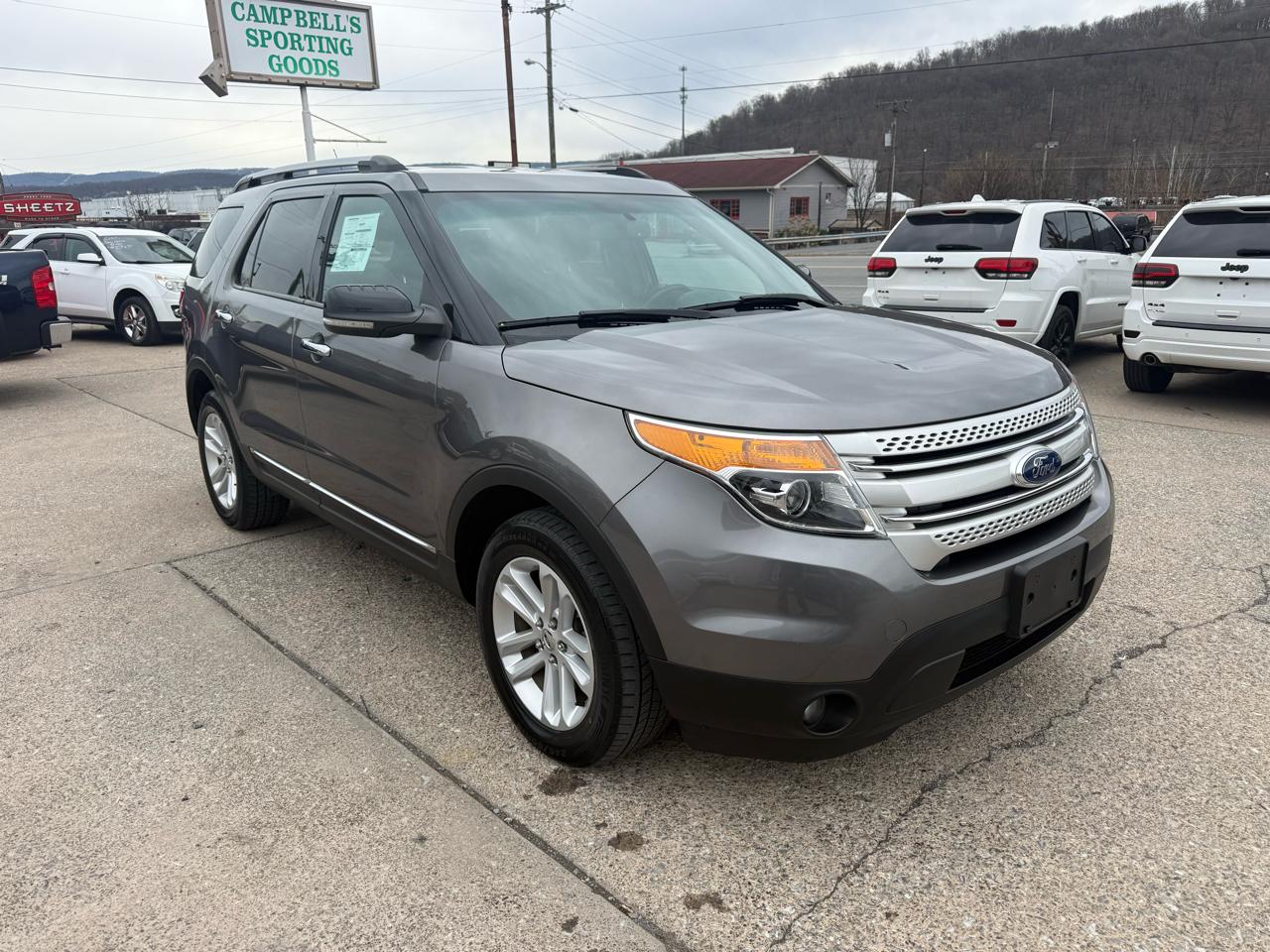 Ford Explorer XLT 4WD 2011