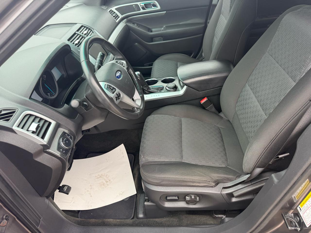 Ford Explorer XLT 4WD 2011