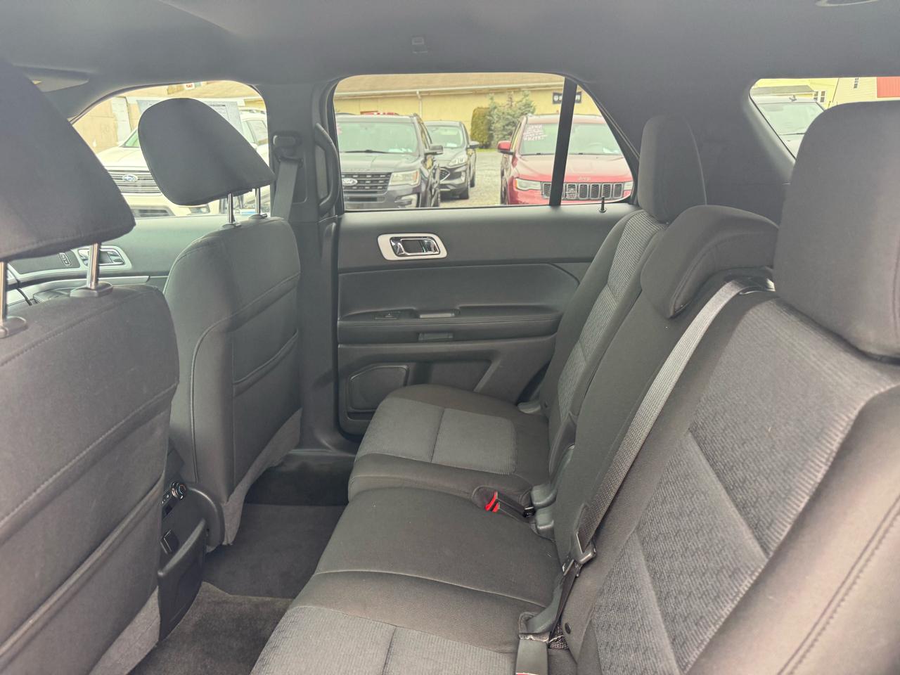 Ford Explorer XLT 4WD 2011