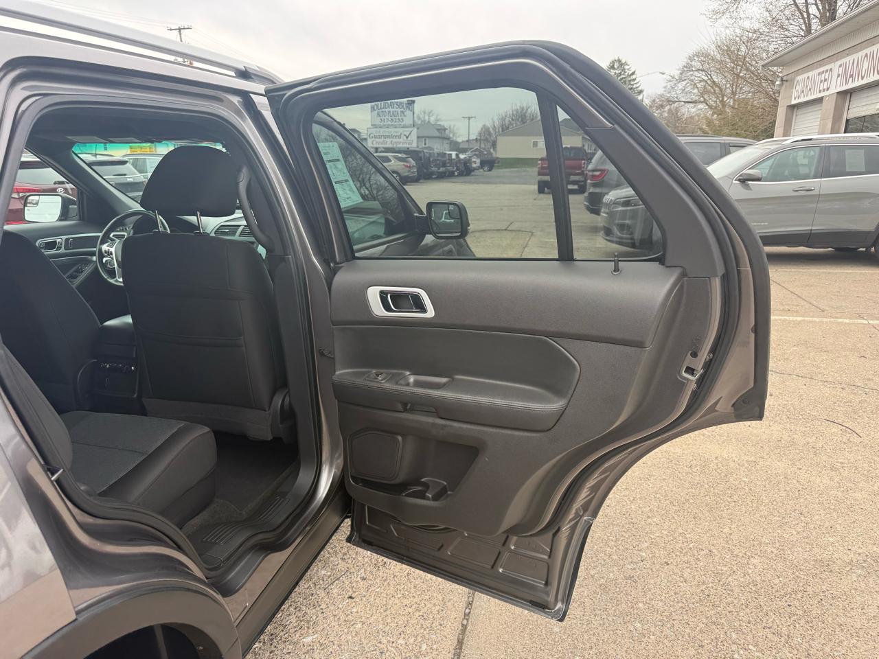 Ford Explorer XLT 4WD 2011