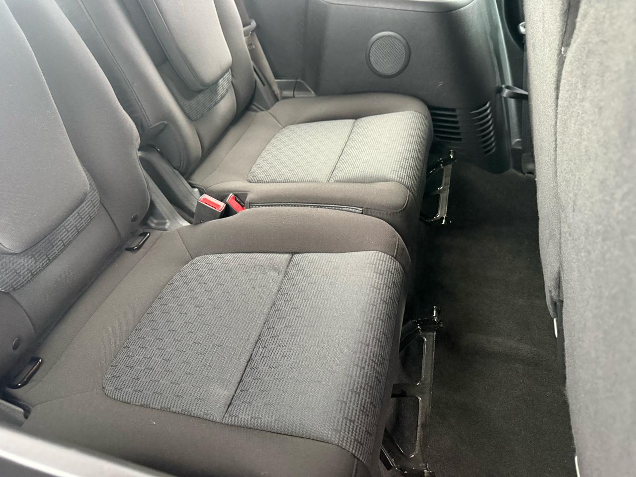 Ford Explorer XLT 4WD 2011