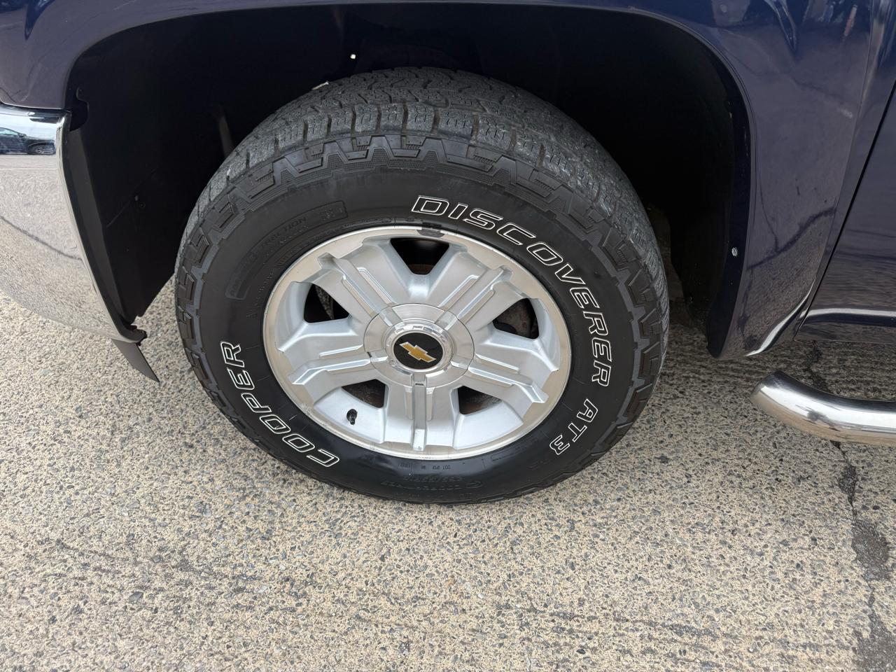 Chevrolet Silverado 1500 LT Crew Cab 4WD 2012