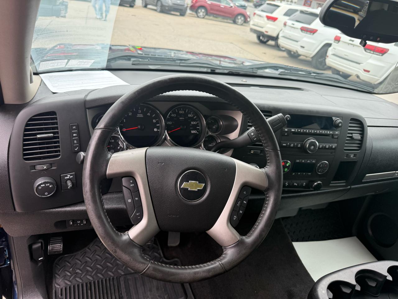 Chevrolet Silverado 1500 LT Crew Cab 4WD 2012