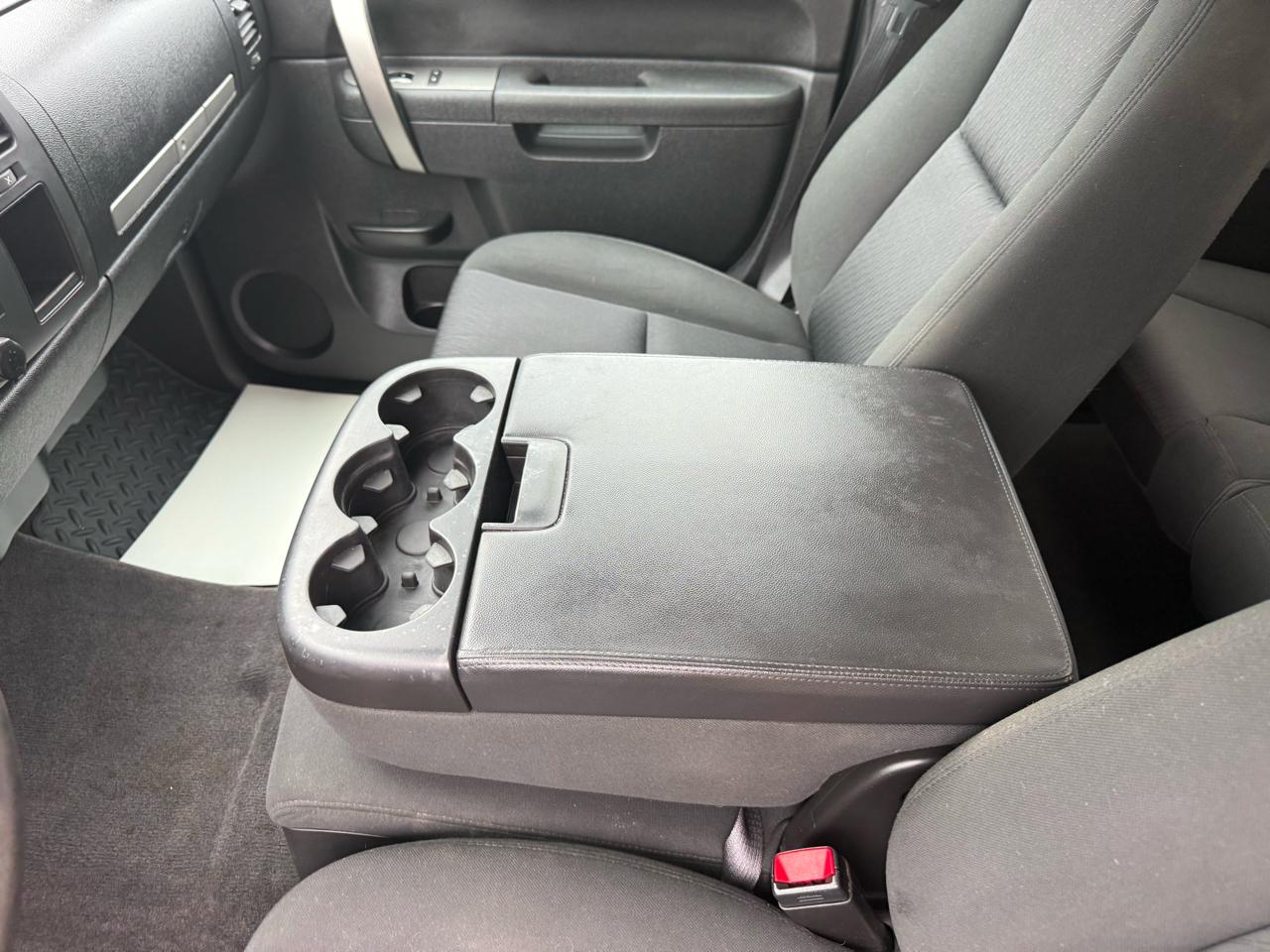 Chevrolet Silverado 1500 LT Crew Cab 4WD 2012