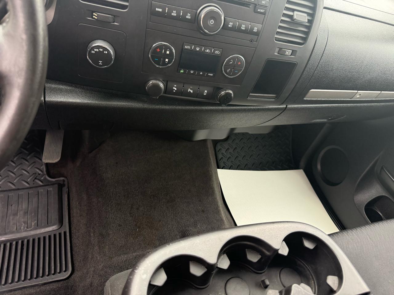 Chevrolet Silverado 1500 LT Crew Cab 4WD 2012