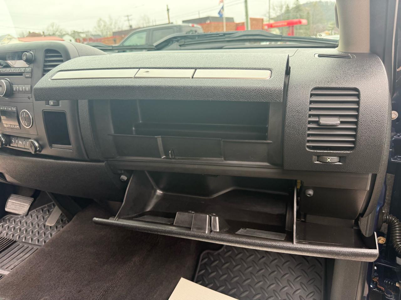 Chevrolet Silverado 1500 LT Crew Cab 4WD 2012