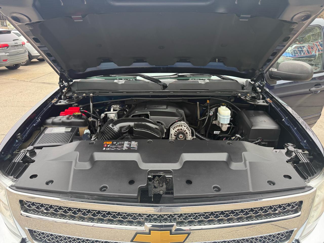 Chevrolet Silverado 1500 LT Crew Cab 4WD 2012