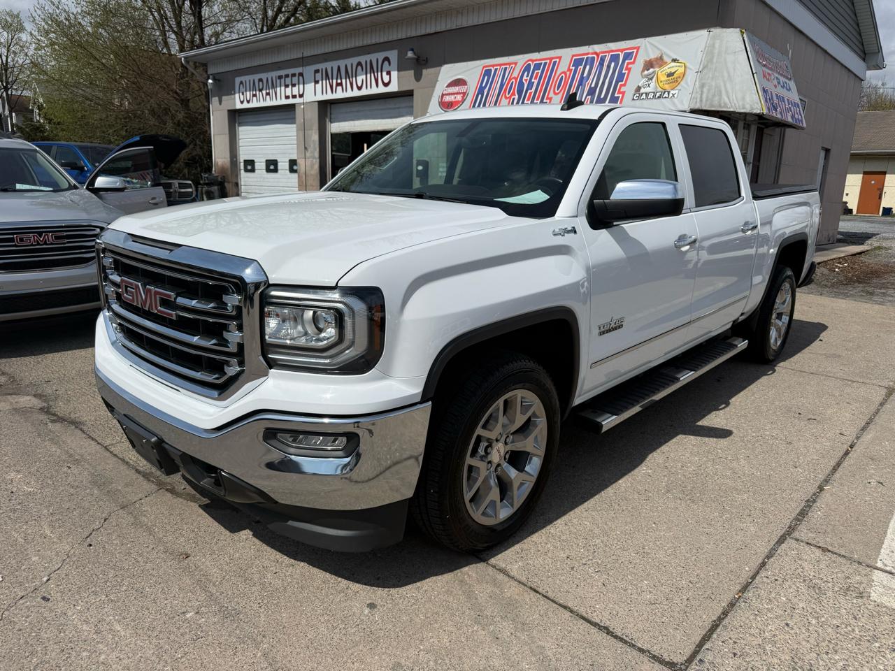 GMC Sierra 1500 SLT Crew Cab Short Box 4WD 2018