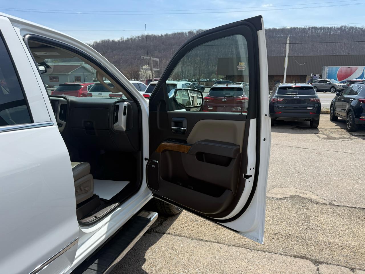 GMC Sierra 1500 SLT Crew Cab Short Box 4WD 2018