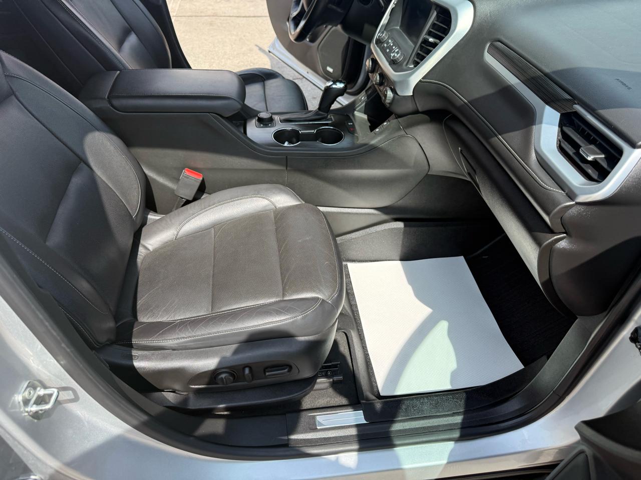 GMC Acadia SLT-2 AWD 2017