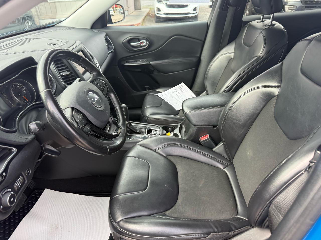 Jeep Cherokee Latitude Plus 4WD 2020