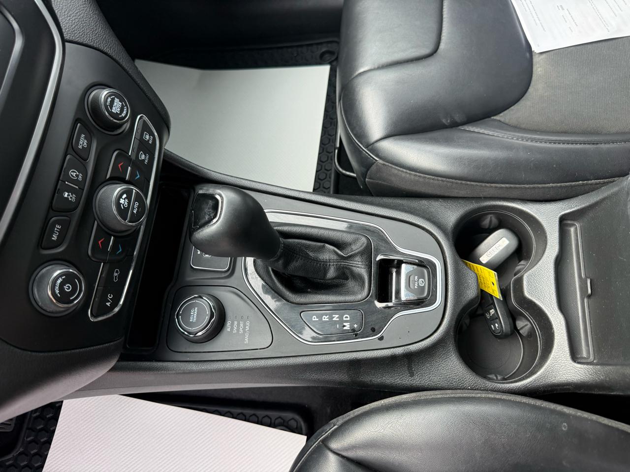 Jeep Cherokee Latitude Plus 4WD 2020